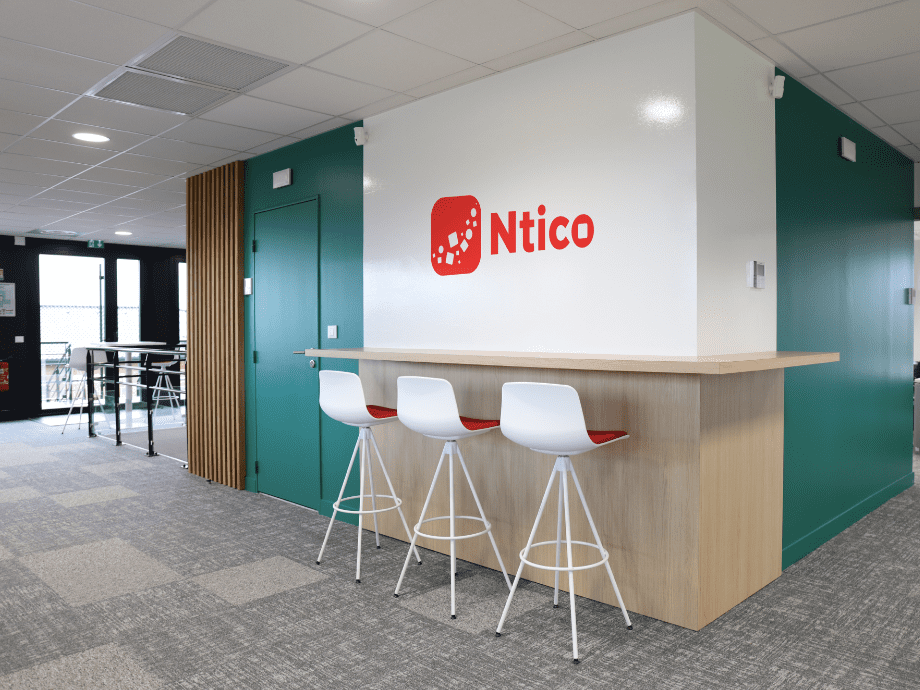 bureaux ntico lieu travail